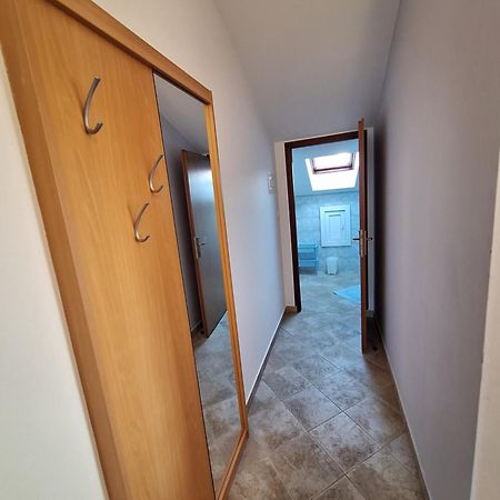 Apartmani Vukovic Punat Eksteriør billede